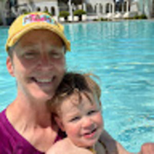 Meet your Posher, Roxanne